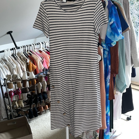 Size small striped terry dress with button detail - Picture 1 of 4